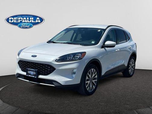 2022 Ford Escape Titanium