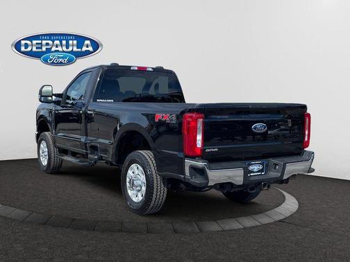 2024 Ford F-350 XLT