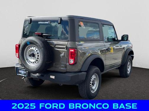 2025 Ford Bronco Base
