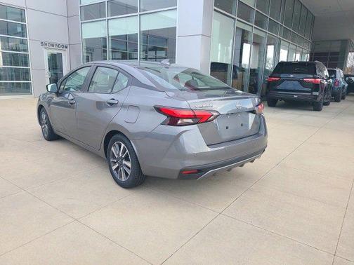 2023 Nissan Versa 1.6 SV