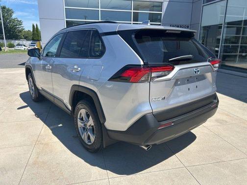 2024 Toyota RAV4 Hybrid LE
