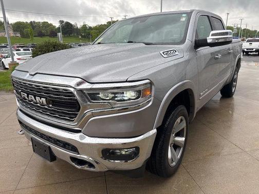Billet Silver Metallic Clearcoat 2022 RAM 1500 Limited