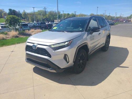 2024 Toyota RAV4 Hybrid SE