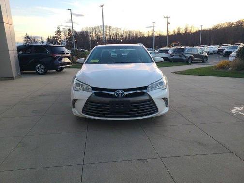 2015 Toyota Camry Hybrid XLE