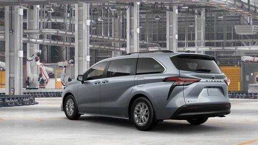 2025 Toyota Sienna LE