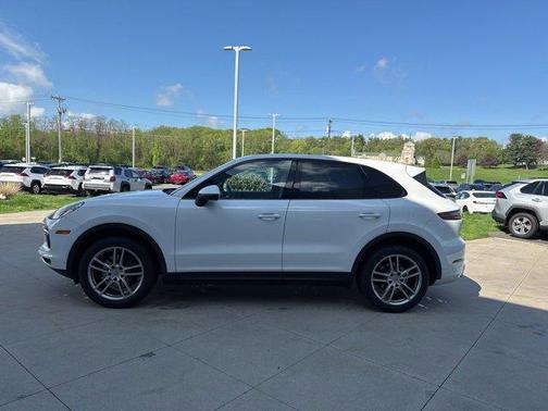 2019 Porsche Cayenne Base