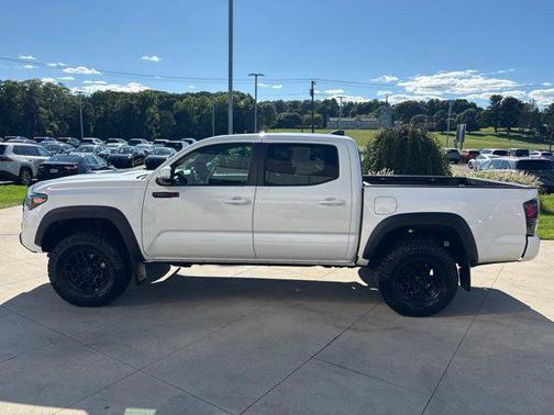 Super White 2021 Toyota Tacoma TRD Pro