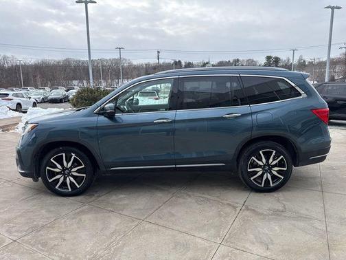 2021 Honda Pilot Touring 8-Passenger