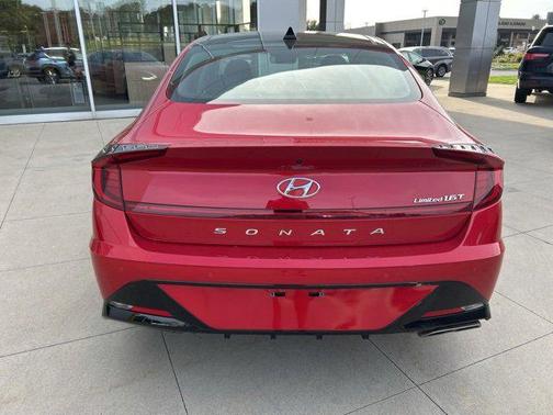 2020 Hyundai SONATA Limited