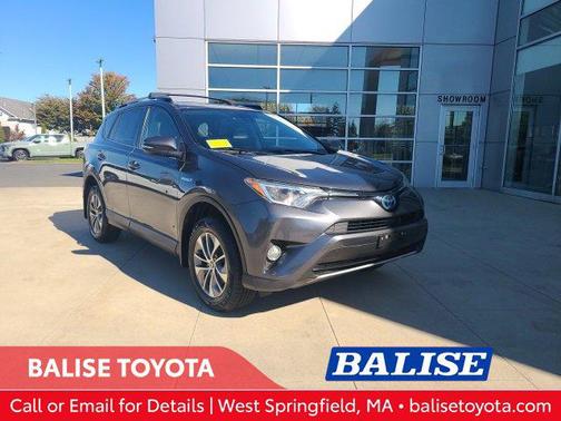 2017 Toyota RAV4 Hybrid SE