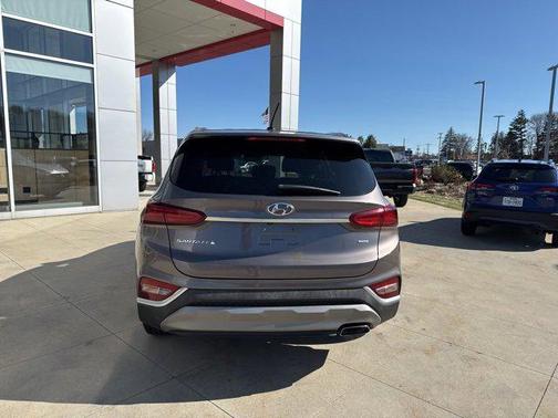 2019 Hyundai SANTA FE SE 2.4