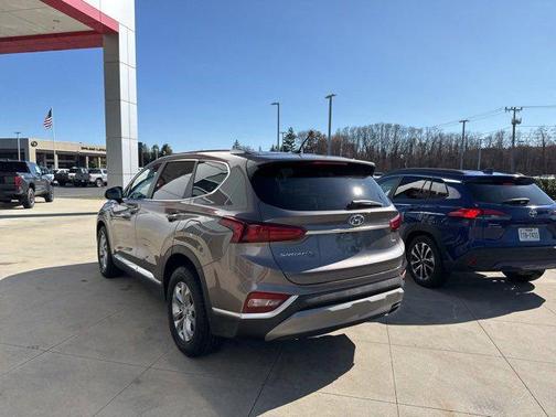 2019 Hyundai SANTA FE SE 2.4