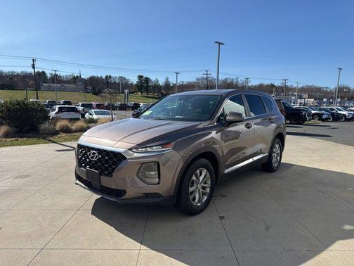2019 Hyundai SANTA FE SE 2.4