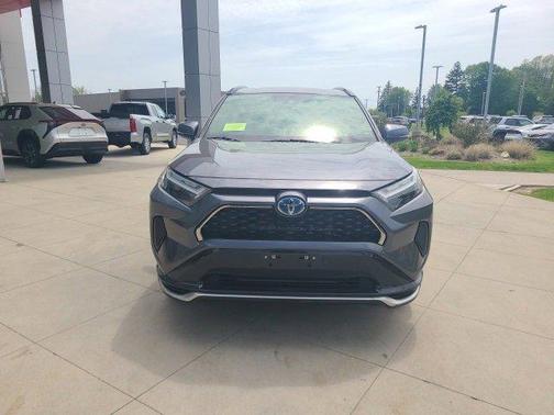 2023 Toyota RAV4 Prime SE
