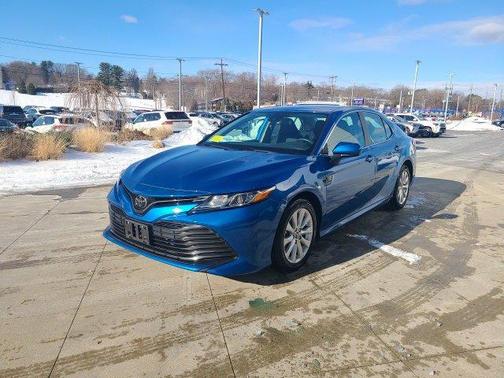2019 Toyota Camry LE