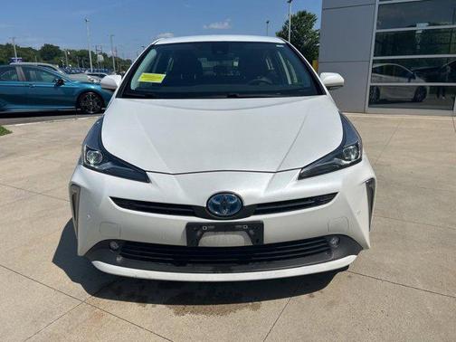 2022 Toyota Prius LE