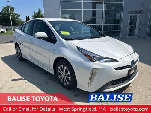 2022 Toyota Prius LE