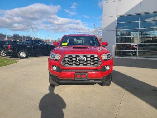 2022 Toyota Tacoma TRD Sport