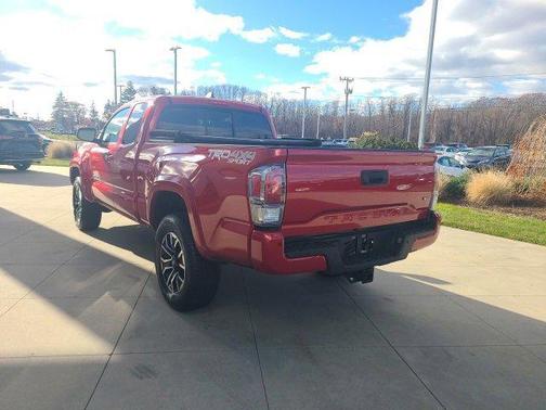 2022 Toyota Tacoma TRD Sport