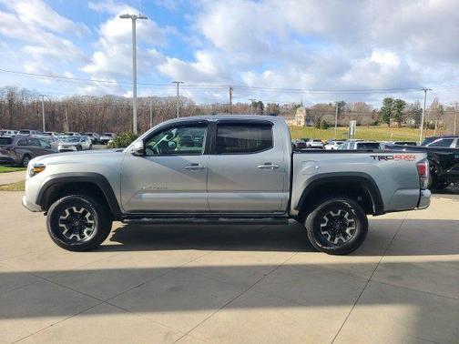 2023 Toyota Tacoma TRD Off Road