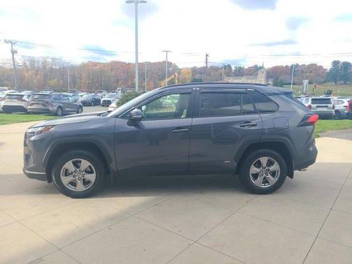 2023 Toyota RAV4 Hybrid XLE