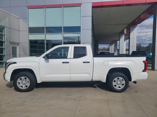2025 Toyota Tundra SR