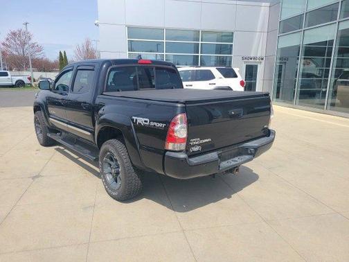 2015 Toyota Tacoma Base