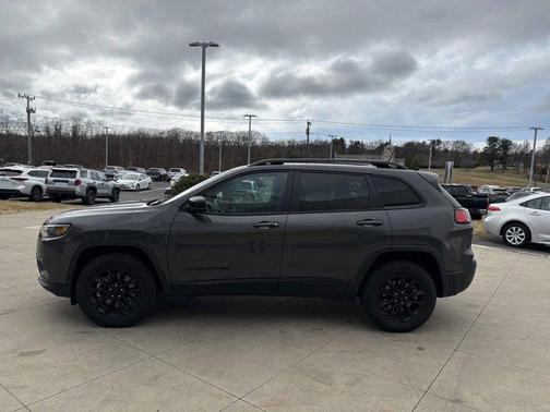 2023 Jeep Cherokee Altitude