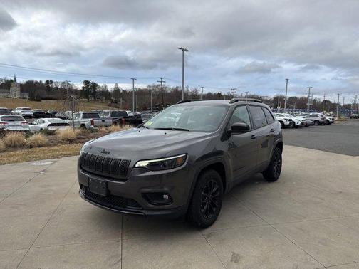 2023 Jeep Cherokee Altitude