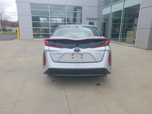 2022 Toyota Prius Prime XLE