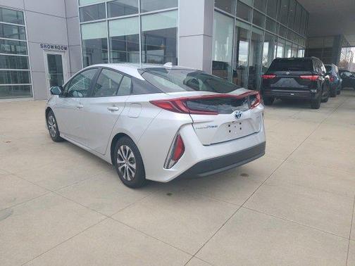 2022 Toyota Prius Prime XLE