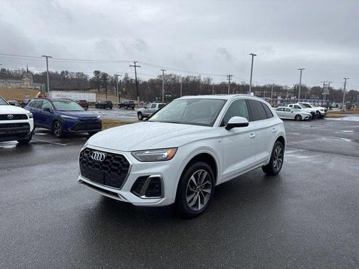 2023 Audi Q5 45 S line Premium Plus