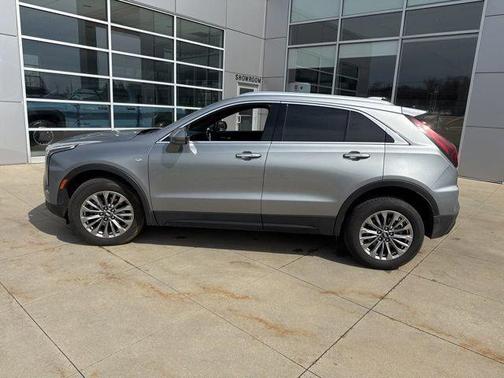 Argent Silver Metallic 2025 Cadillac XT4 Premium Luxury