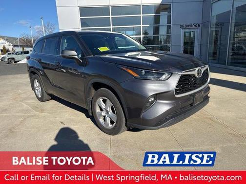 2022 Toyota Highlander LE