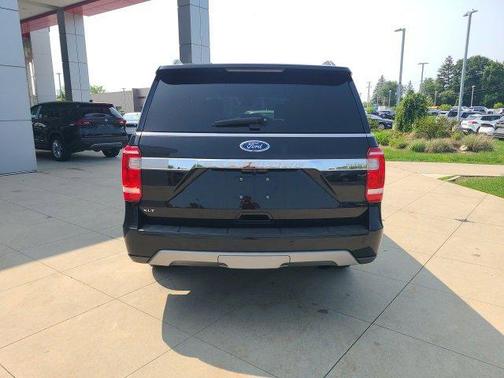 2021 Ford Expedition Max XLT