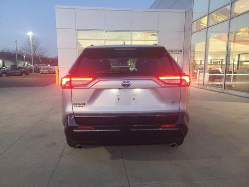 2023 Toyota RAV4 Prime SE