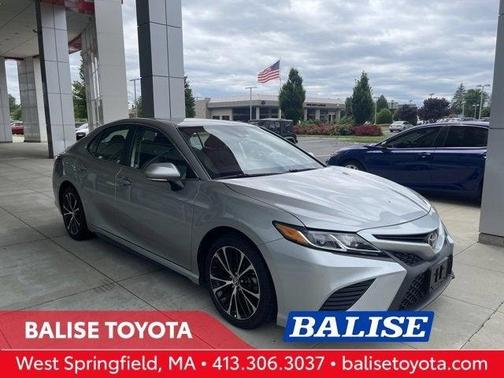 Photo 1 of 27 of 2019 Toyota Camry SE