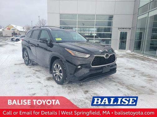 2023 Toyota Highlander XLE