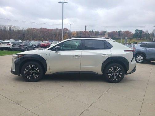2024 Toyota bZ4X XLE