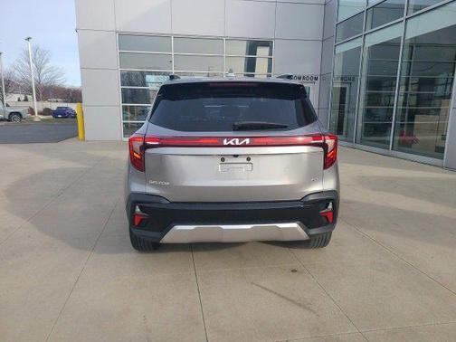 2024 Kia Seltos EX