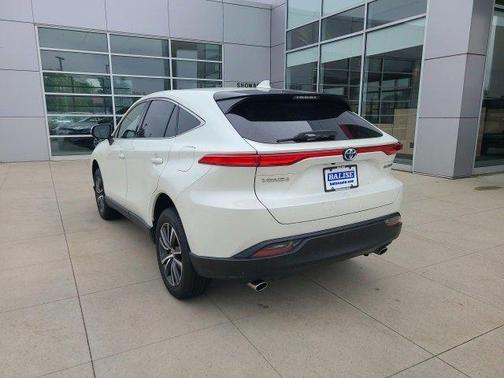 2022 Toyota Venza LE