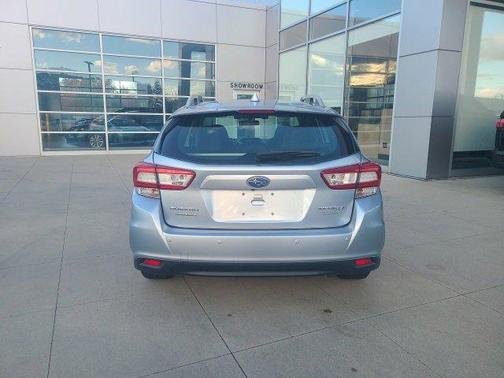 2017 Subaru Impreza 2.0i Limited