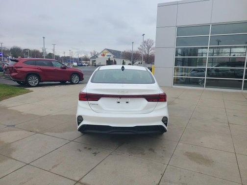 2022 Kia Forte LXS