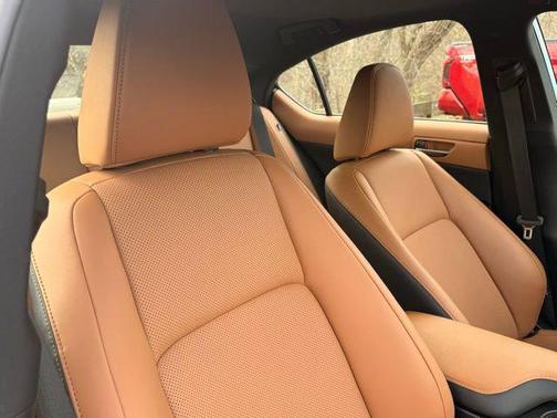 2025 Lexus IS 350 Base