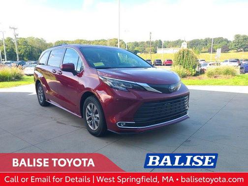 2023 Toyota Sienna XLE