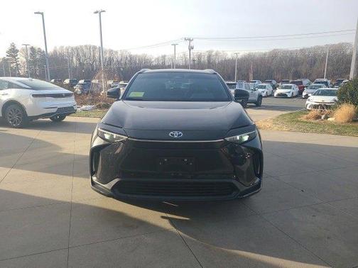 2024 Toyota bZ4X XLE