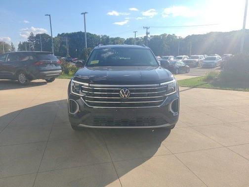 2025 Volkswagen Atlas 2.0T SE w/Technology 4MOTION