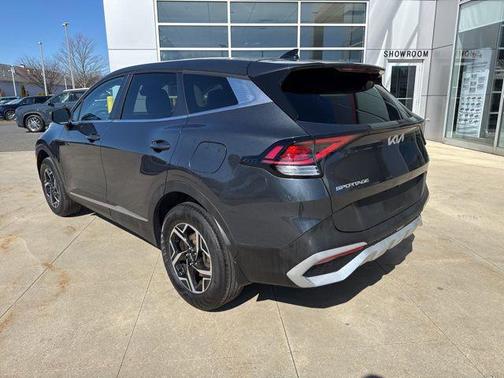 Gravity Gray 2023 Kia Sportage LX