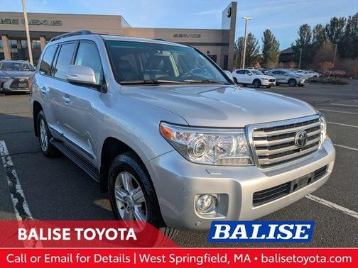 2015 Toyota Land Cruiser Base