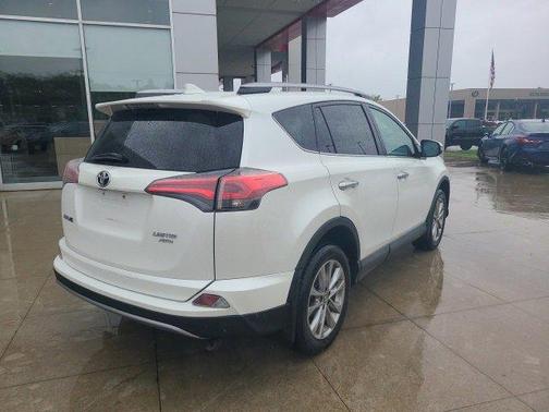 2017 Toyota RAV4 Limited